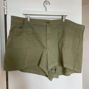 J.Crew NWT patch-pocket Stretch chino short olive green Plus size 24